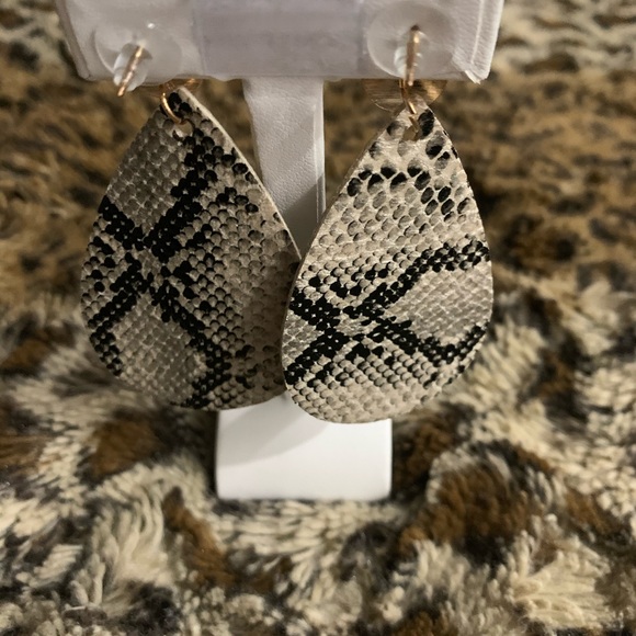 Handmade Faux Leather Earrings - Picture 2 of 2